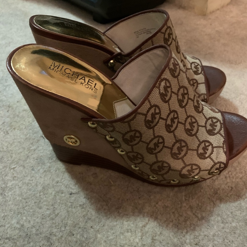 Michael Kors shoes wedges size 8